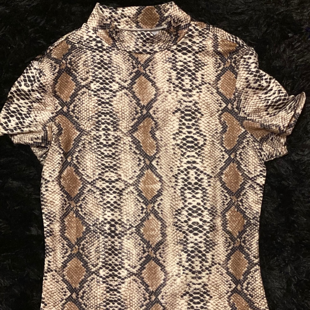 Snake skin shirt